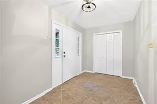 222 Allenberry Cir, Pittsburgh, PA 15234 - Photo 2