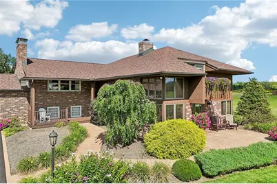 134 Powell Rd, Penn Township, PA 16002 - Photo 2