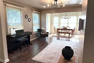 1108 Meadowbrook Dr, North Strabane, PA 15317 - Photo 2