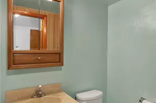 404 Broad St, Derry Boro, PA 15627 - Photo 22