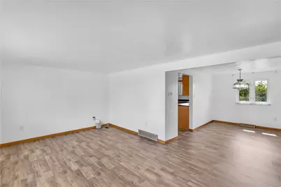 404 Broad Street, Derry Boro, PA 15627 - Photo 4