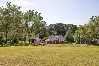 404 Broad Street, Derry Boro, PA 15627 - Photo 30