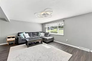 1152 Skyline Dr, Hempfield Township, PA 15601 - Photo 12