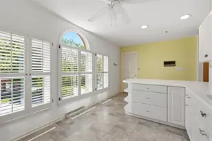 237 Merion Dr, Pittsburgh, PA 15228 - Photo 14