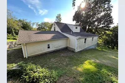 2058 980 Rd, Cecil, PA 15057 - Photo 22