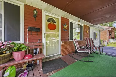 576 Firethorne Dr, Monroeville, PA 15146 - Photo 4