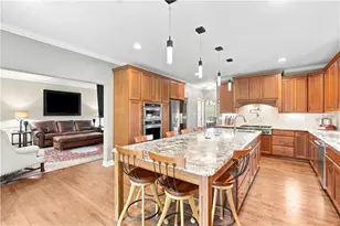 1038 Blackberry Dr, Pittsburgh, PA 15143 - Photo 12