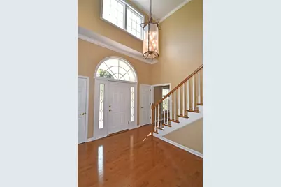 313 Bunker Hill Dr, Peters Township, PA 15317 - Photo 4
