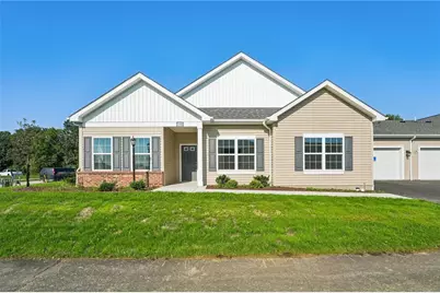 2102 S. Links Ave, Center Township, PA 16001 - Photo 1