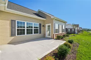 2102 S Links Ave, Center Township, PA 16001 - Photo 4