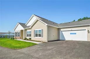 2102 S Links Ave, Center Township, PA 16001 - Photo 2