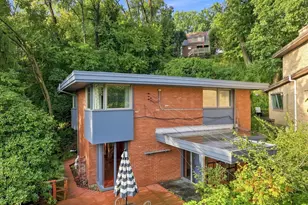 136 Fairfax Rd, Pittsburgh, PA 15221 - Photo 10
