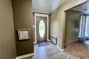 129 Upland Dr, Neshannock Township, PA 16105 - Photo 6
