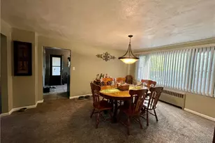 129 Upland Dr, Neshannock Township, PA 16105 - Photo 10