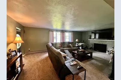 129 Upland Dr, Neshannock Township, PA 16105 - Photo 8