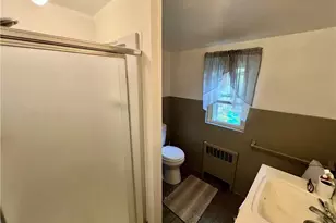 129 Upland Dr, Neshannock Township, PA 16105 - Photo 18