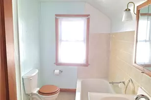 712 Line Ave, Ellwood City, PA 16117 - Photo 8