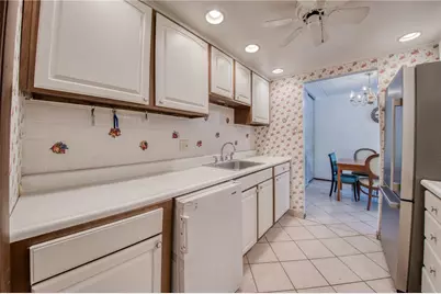 5600 Munhall Rd #302, Pittsburgh, PA 15217 - Photo 14
