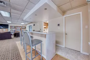 5600 Munhall Rd, Pittsburgh, PA 15217 - Photo 44