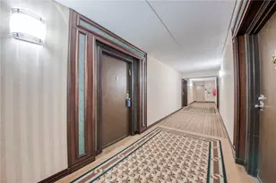 5600 Munhall Rd, Pittsburgh, PA 15217 - Photo 8
