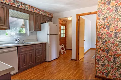 135 Spring Grove Rd, Pittsburgh, PA 15235 - Photo 6