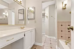 7049 Clubview Dr, South Fayette, PA 15017 - Photo 16
