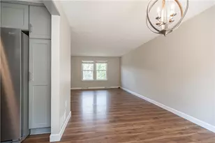 73 Fawnvue Dr, Robinson Twp, PA 15136 - Photo 10