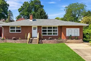 390 Meadow Rd, North Huntingdon, PA 15642 - Photo 1