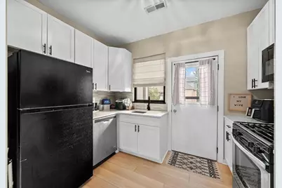 5611 Elmer Street #202, Pittsburgh, PA 15232 - Photo 14