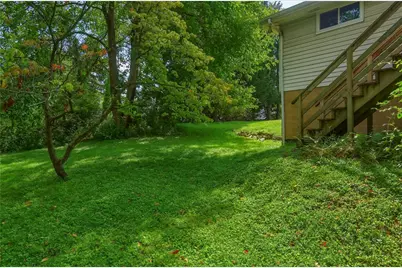 194 Woodridge Dr, Brighton Township, PA 15009 - Photo 20