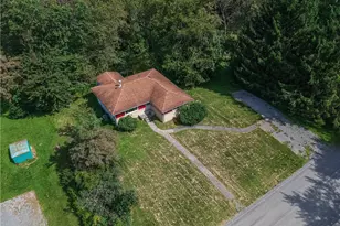 194 Woodridge Dr, Brighton Township, PA 15009 - Photo 6