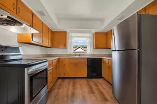 408 Center St, Vanderbilt, PA 15486 - Photo 10