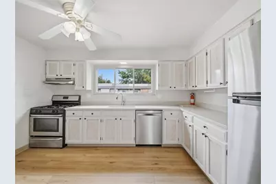 3173 Cheltenham Ct, Hampton, PA 15044 - Photo 14