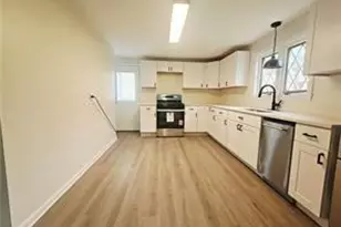 334 Caperton St, Pittsburgh, PA 15210 - Photo 6