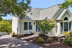 1272 Meadowbrook Dr, North Strabane, PA 15317 - Photo 1
