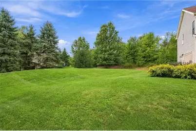 1042 S Lake Dr, Pine Township, PA 15044 - Photo 24