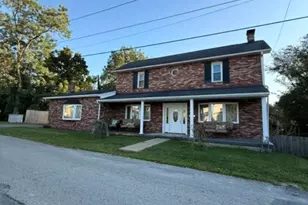 11 Front St, Dunbar, PA 15431 - Photo 46