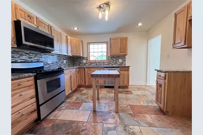 40 Devan Ave, Uniontown, PA 15401 - Photo 10