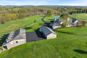 131 Tyburn Ln, Ligonier Township, PA 15658 - Photo 2