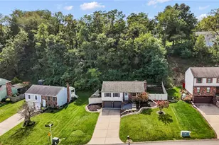 14 Fawnvue Dr, Robinson Twp, PA 15136 - Photo 36