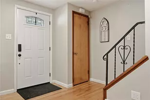 2338 Parklyn St, Pittsburgh, PA 15234 - Photo 6