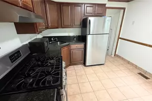 1102 Milan Ave, Pittsburgh, PA 15226 - Photo 8