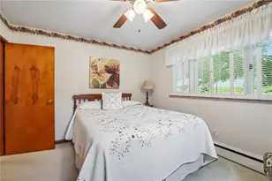 1101 Woodside Ave, Ellwood City, PA 16117 - Photo 20