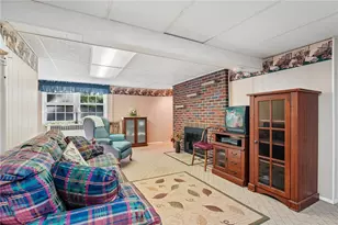 1101 Woodside Ave, Ellwood City, PA 16117 - Photo 32