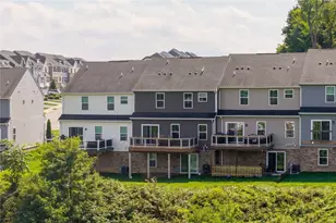 1435 Deer Creek Crossing Dr, Cecil, PA 15317 - Photo 14