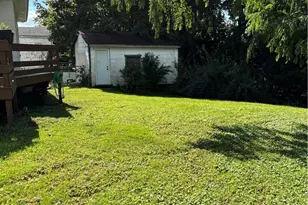 206 Wallace Ave, Wilkins Township, PA 15112 - Photo 8