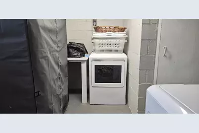 1918 Vermont Ave, West Mifflin, PA 15122 - Photo 34
