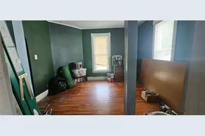 425 E Garfield Ave, New Castle, PA 16105 - Photo 4