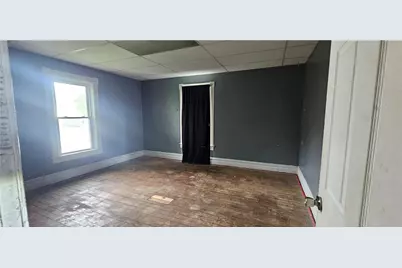 425 E Garfield Ave, New Castle, PA 16105 - Photo 12