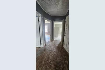 425 E Garfield Ave, New Castle, PA 16105 - Photo 10